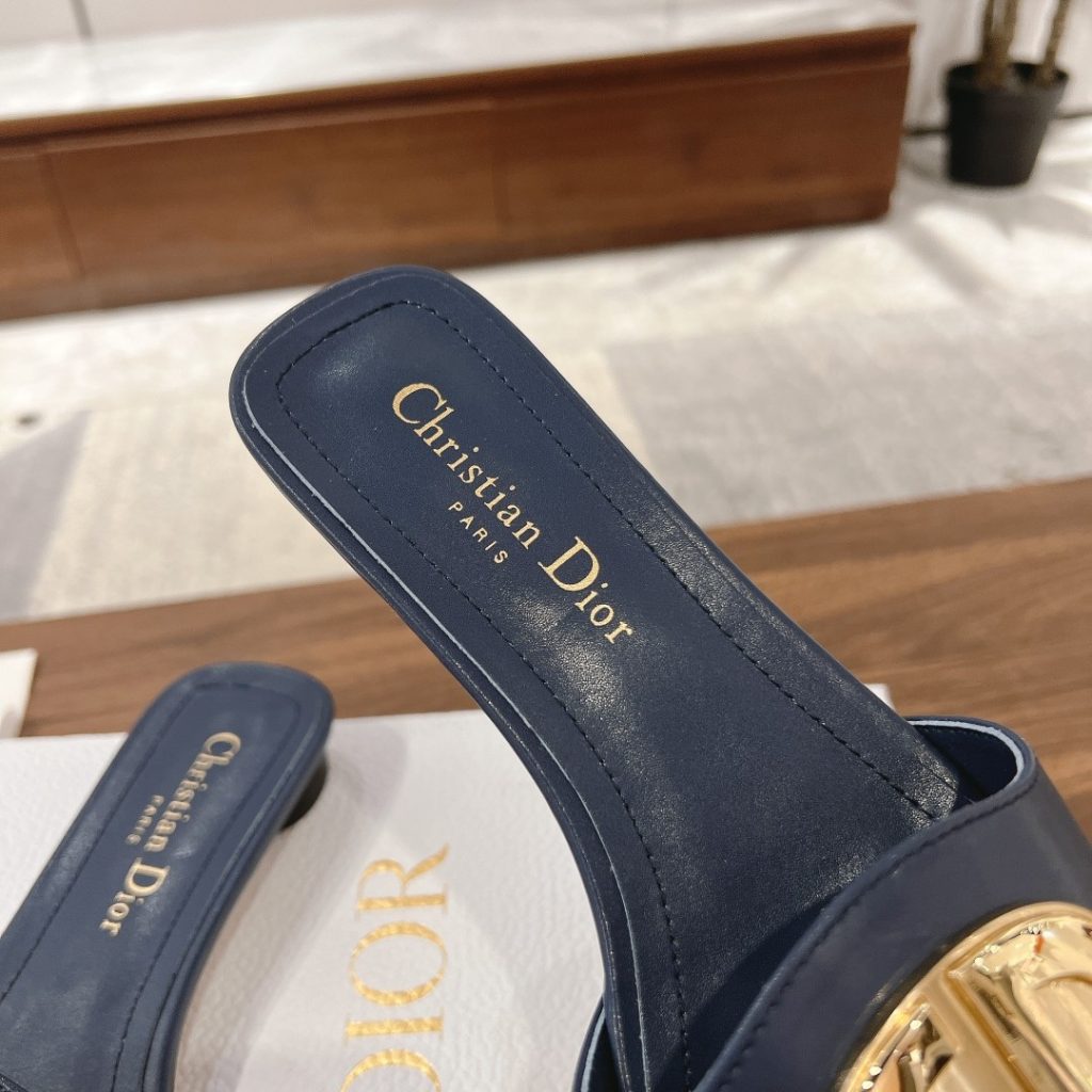 DIOR Sandals in Premium Leather with Molded Rubber Outsole Genuine Lambskin Lining Italian Suede S