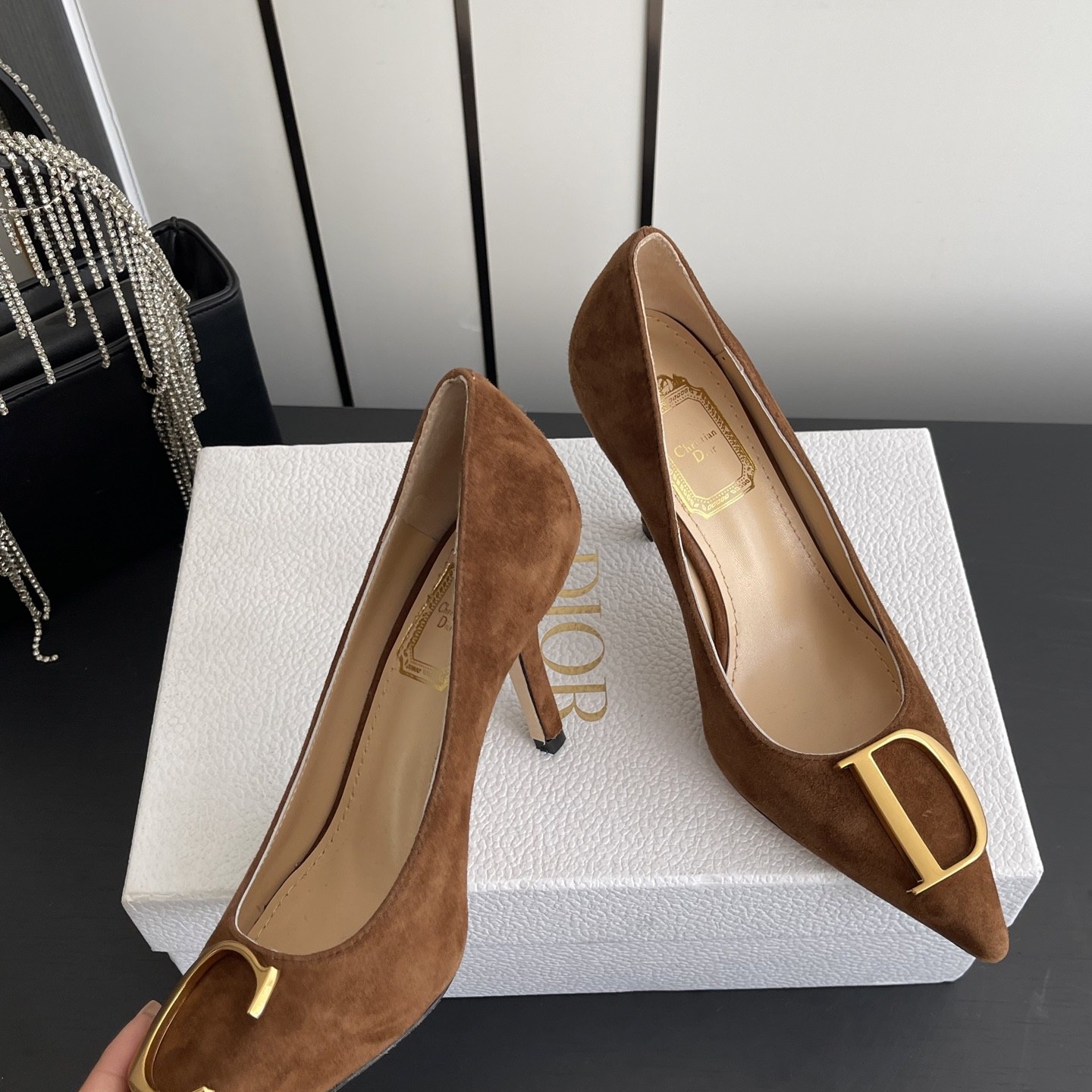 DIOR Slippers in Premium Leather with Molded Rubber Outsole Genuine Lambskin Lining Italian Suede