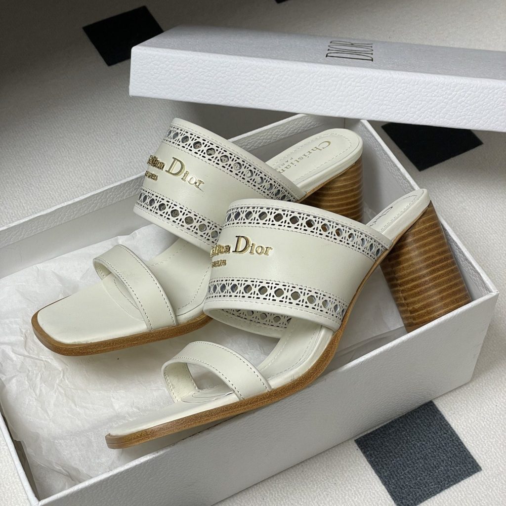 DIOR Sandals in Premium Leather with Molded Rubber Outsole Genuine Lambskin Lining Italian Suede S