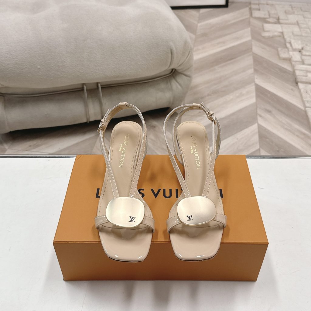 LOUIS VUITTON Classic Sandals, Premium Leather with Open Toe Strap Design and Molded Rubber Outsole
