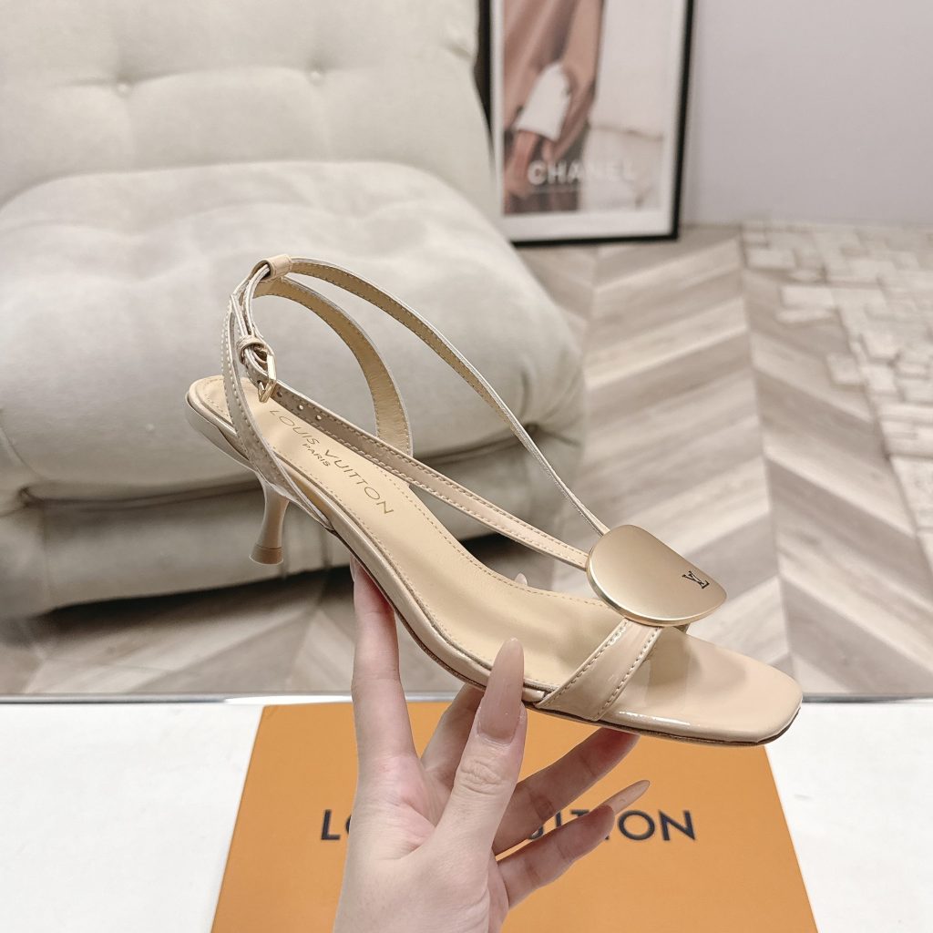 LOUIS VUITTON Classic Sandals, Premium Leather with Open Toe Strap Design and Molded Rubber Outsole