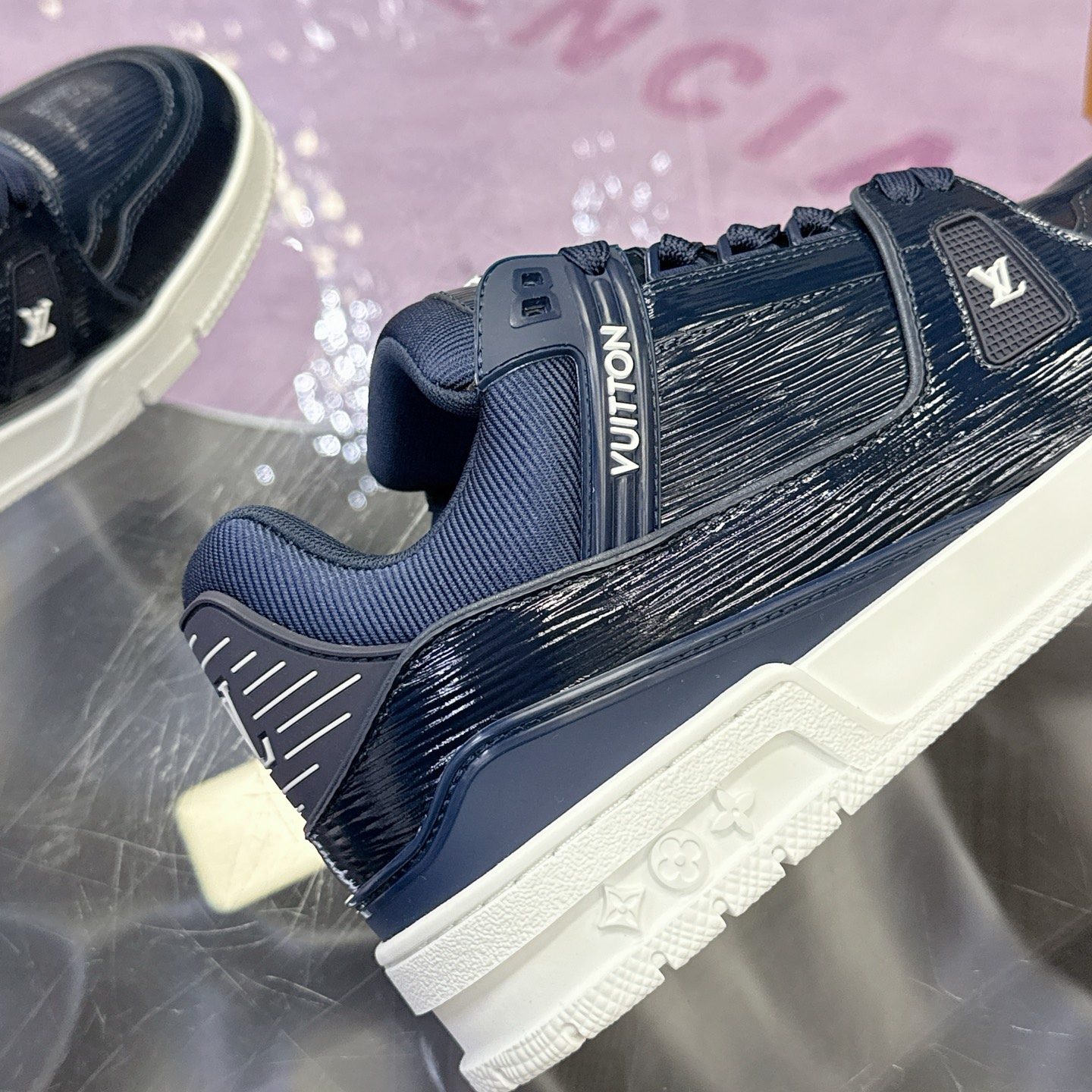 LOUIS VUITTON Casual Sneakers, Premium Leather Upper with Round Toe Design and Molded Rubber Outsole
