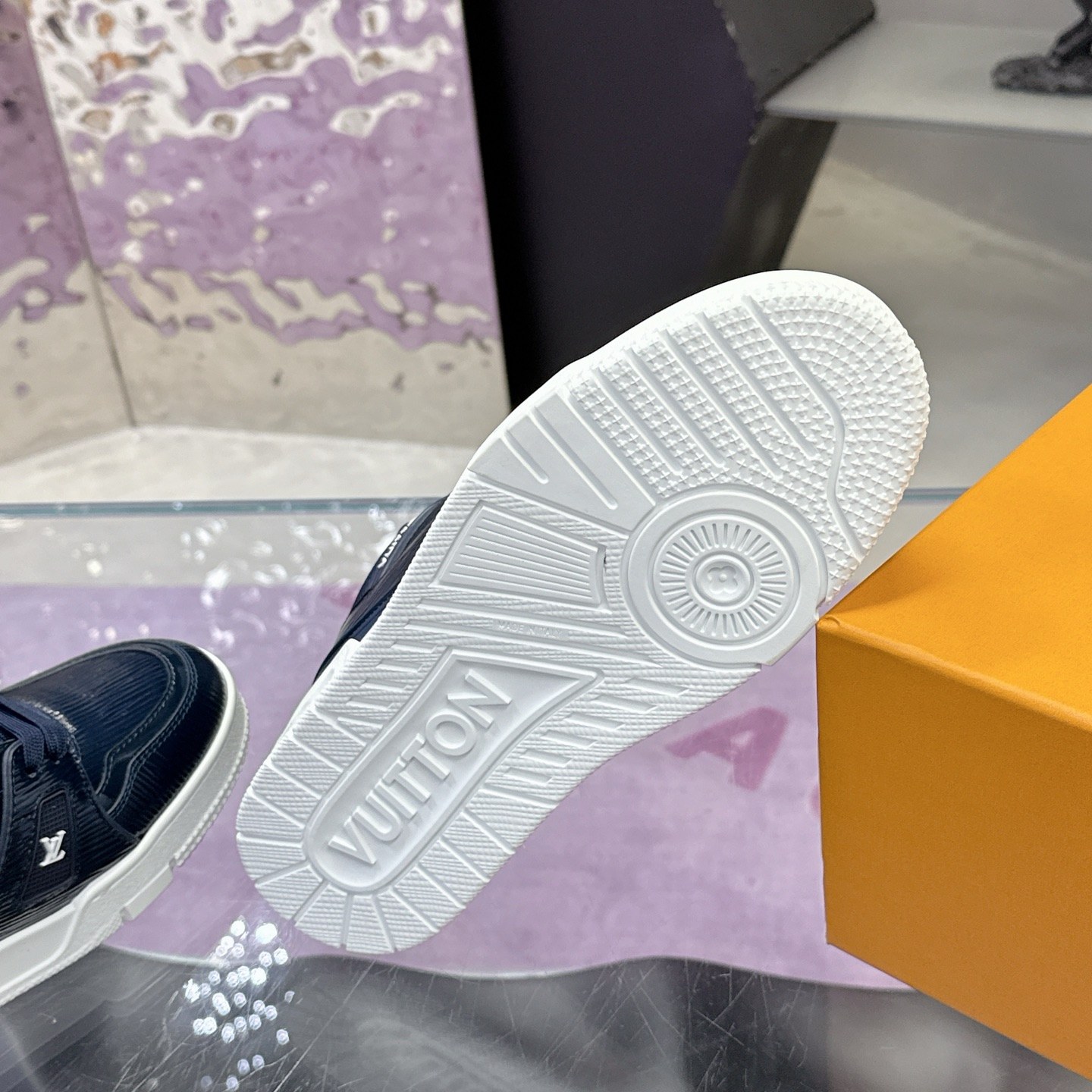 LOUIS VUITTON Casual Sneakers, Premium Leather Upper with Round Toe Design and Molded Rubber Outsole