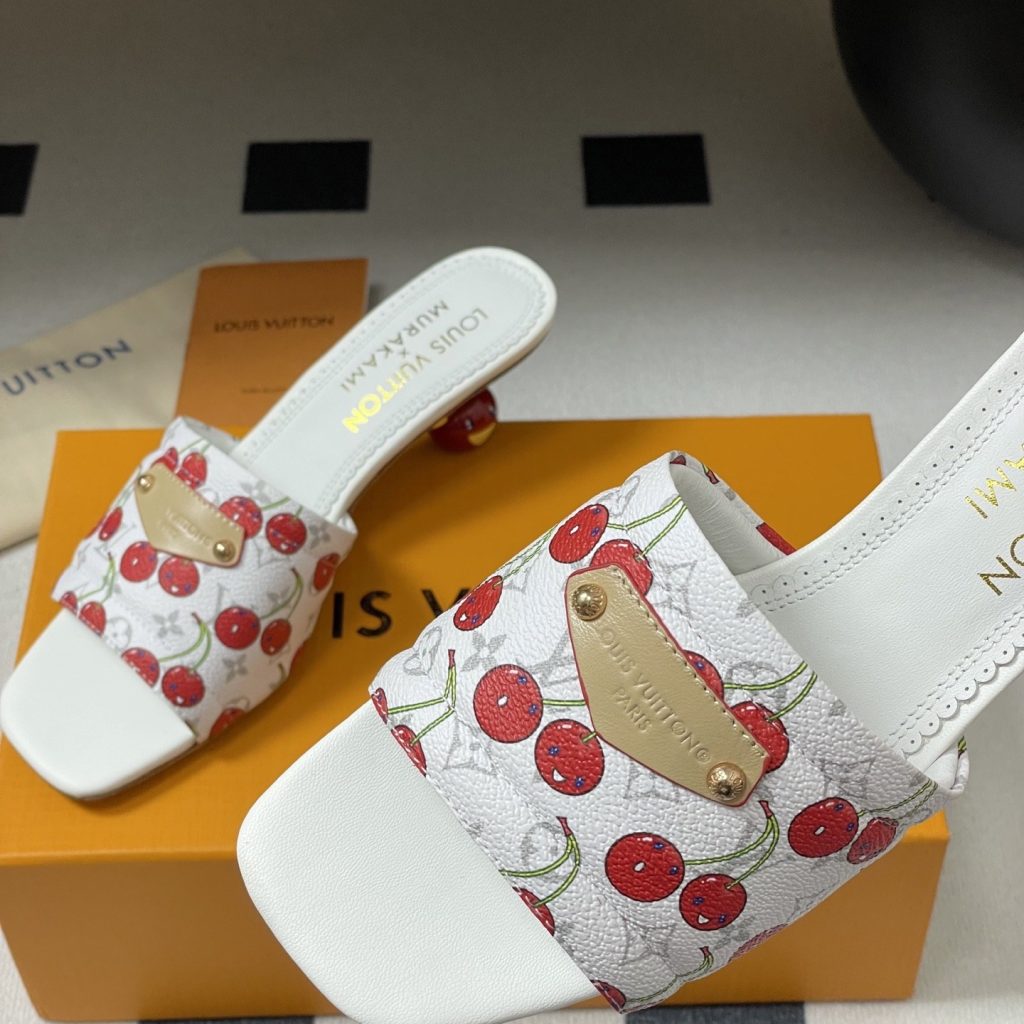 LOUIS VUITTON Strap Sandals, Premium Leather Upper with Open Toe and Molded Rubber Outsole Design