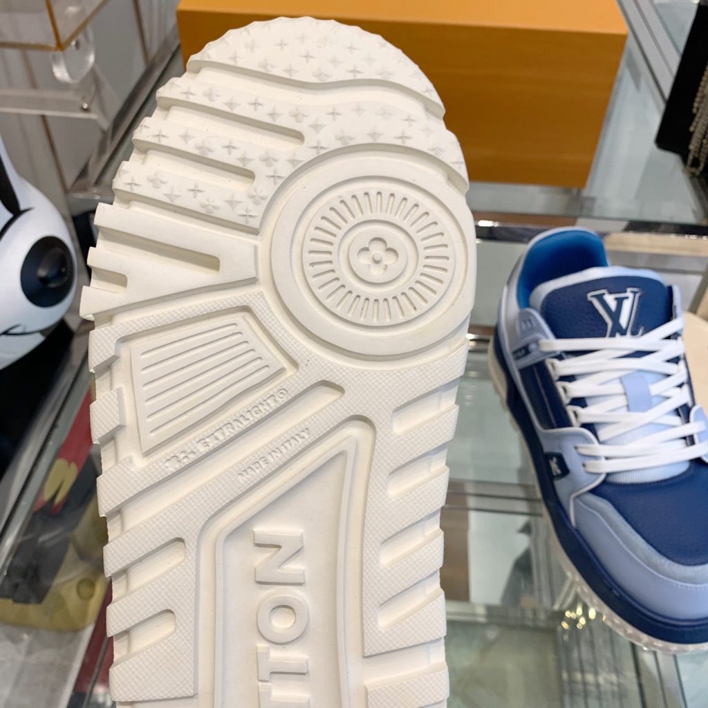 LOUIS VUITTON Sport Sneakers, Premium Leather with Round Toe Lace-Up Design and Molded Rubber Sole