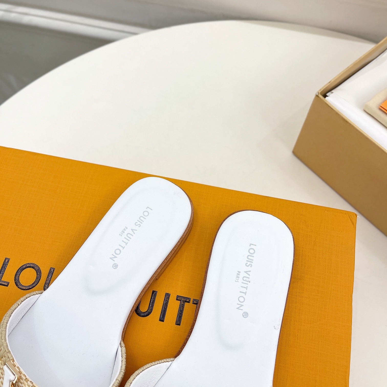LOUIS VUITTON Flat Slide Sandals in Genuine Calfskin with Lambskin Lining and Italian Leather Sole