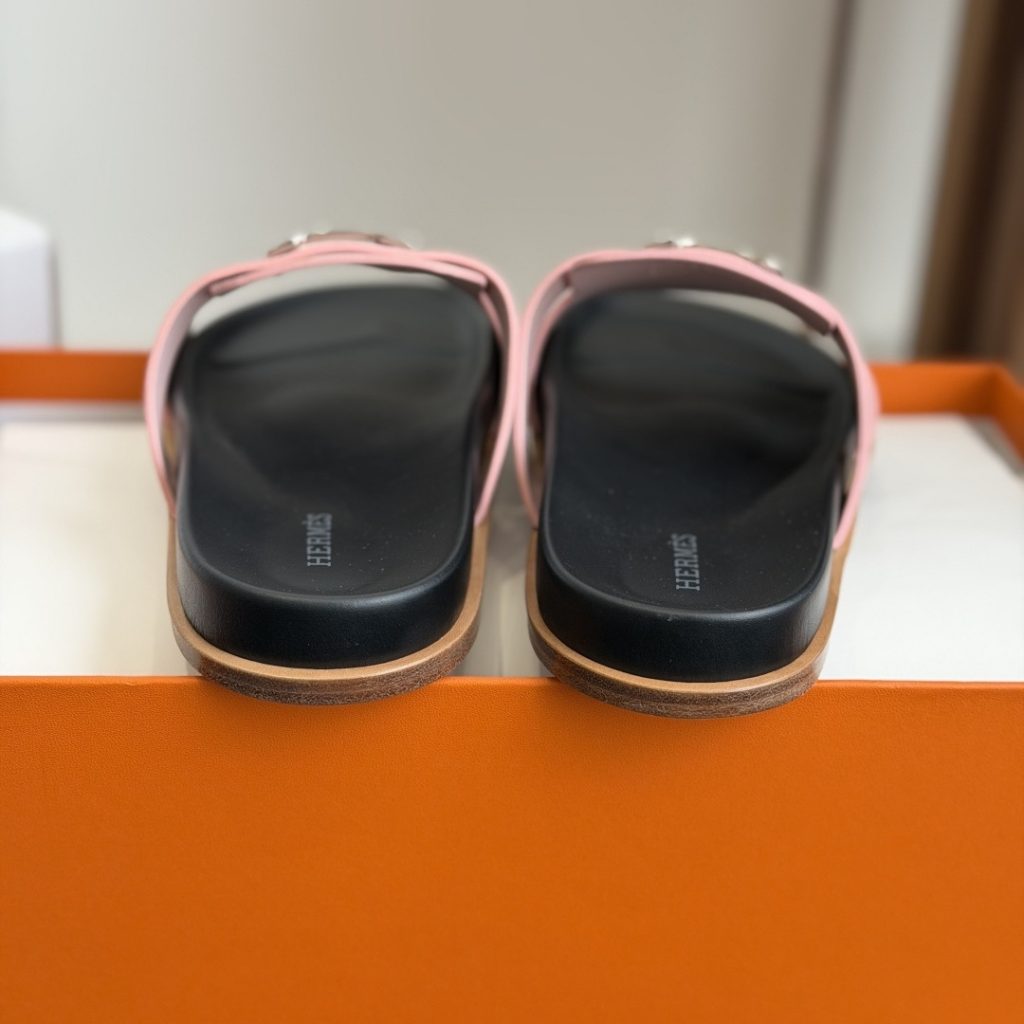 HERMES Classic Strap Sandals, Premium Leather Upper with Open Toe and Molded Rubber Outsole Design