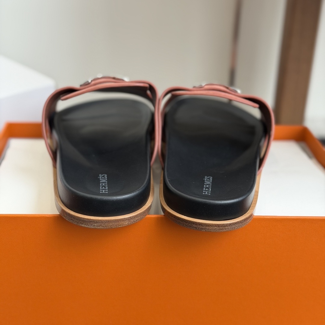 HERMES Comfort Slide Slippers, Premium Leather Upper with Open Toe Design and Molded Rubber Outsole