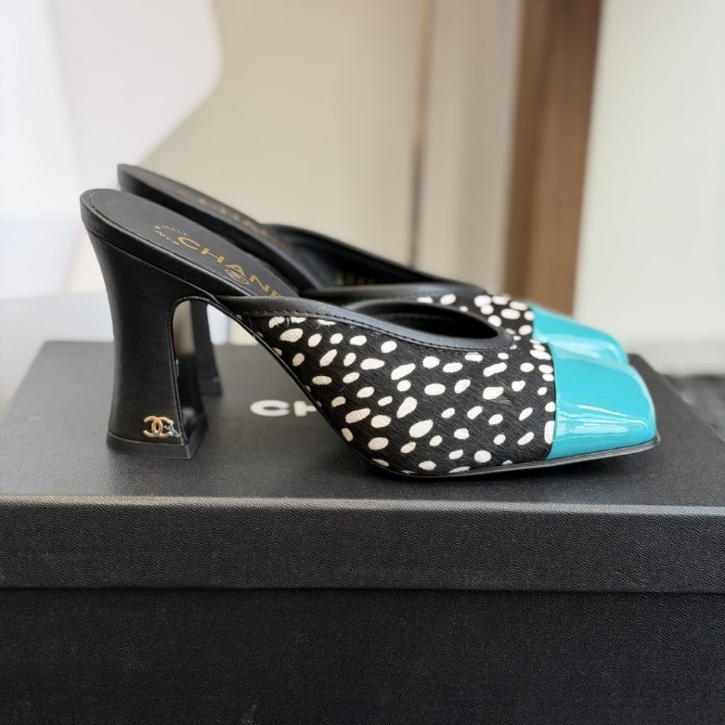 CHANEL Classic Slide Slippers, Premium Leather Upper with Open Toe Design and Molded Rubber Outsole