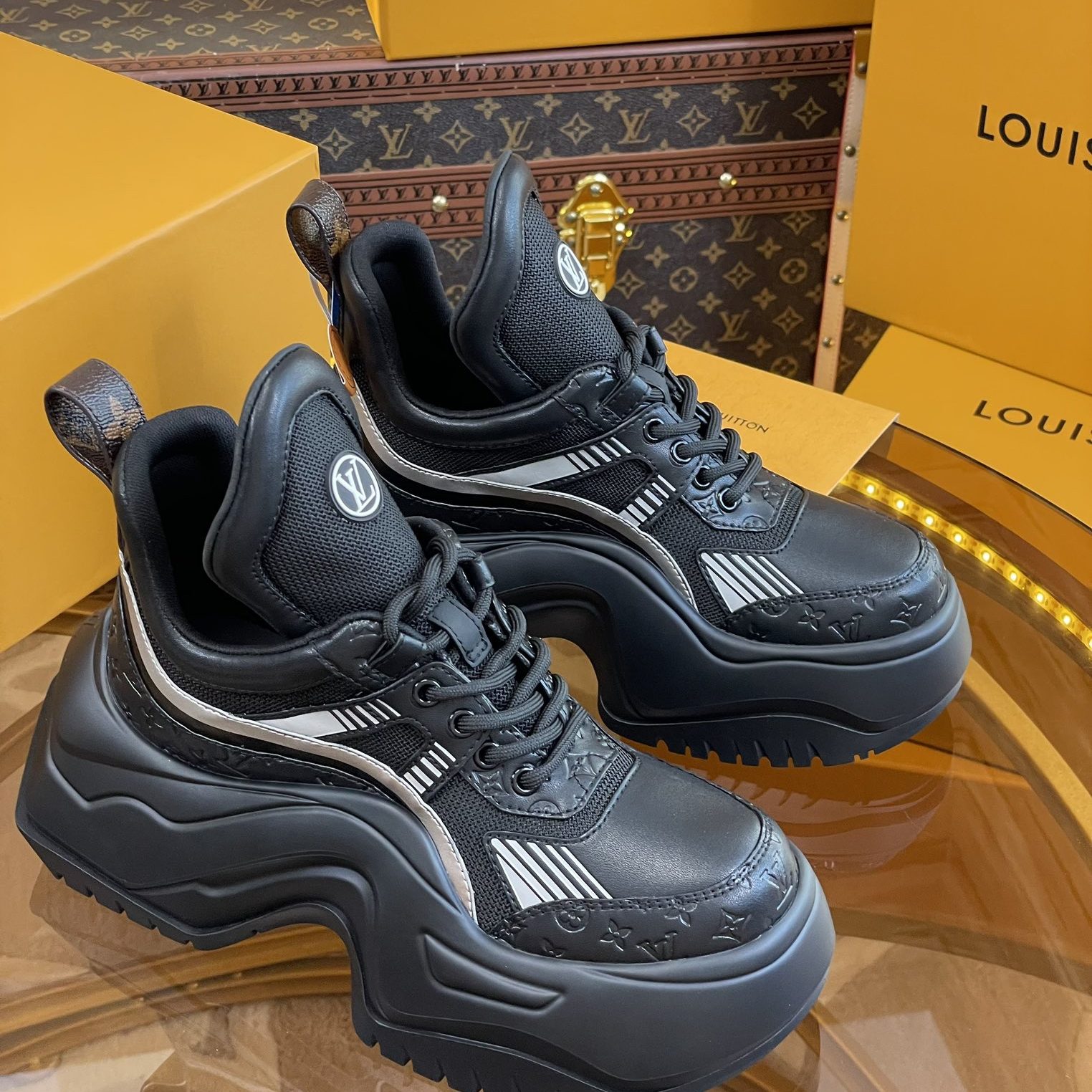 LOUIS VUITTON Archlight 2.0 Dad Sneakers, Printed Leather Upper with Rubber Outsole for Daily Wear