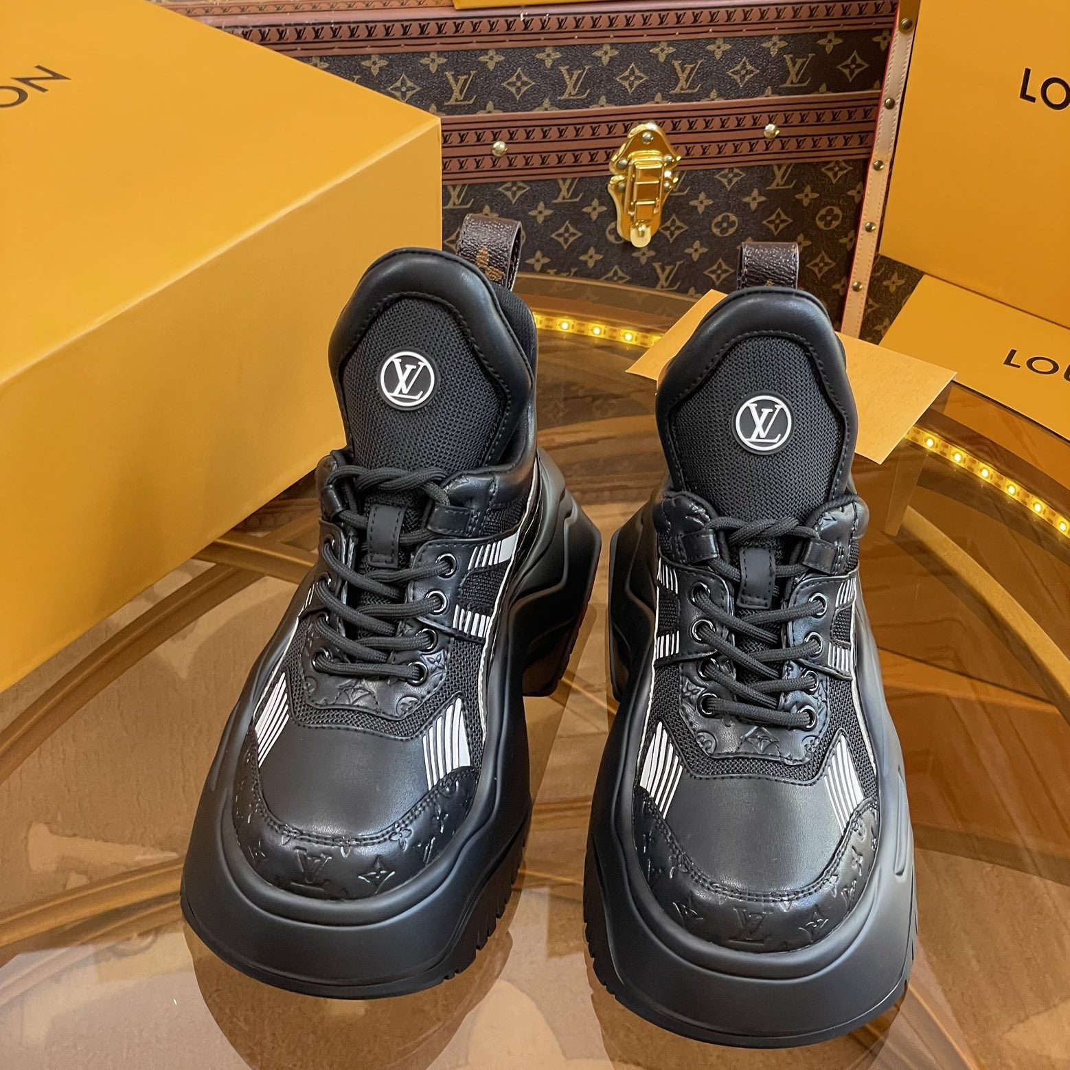 LOUIS VUITTON Archlight 2.0 Dad Sneakers, Printed Leather Upper with Rubber Outsole for Daily Wear