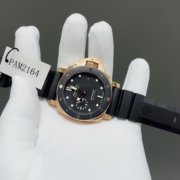 Panerai Submersible Style Automatic Watch, Black Dial Rubber Strap Sapphire Crystal 300m Diving