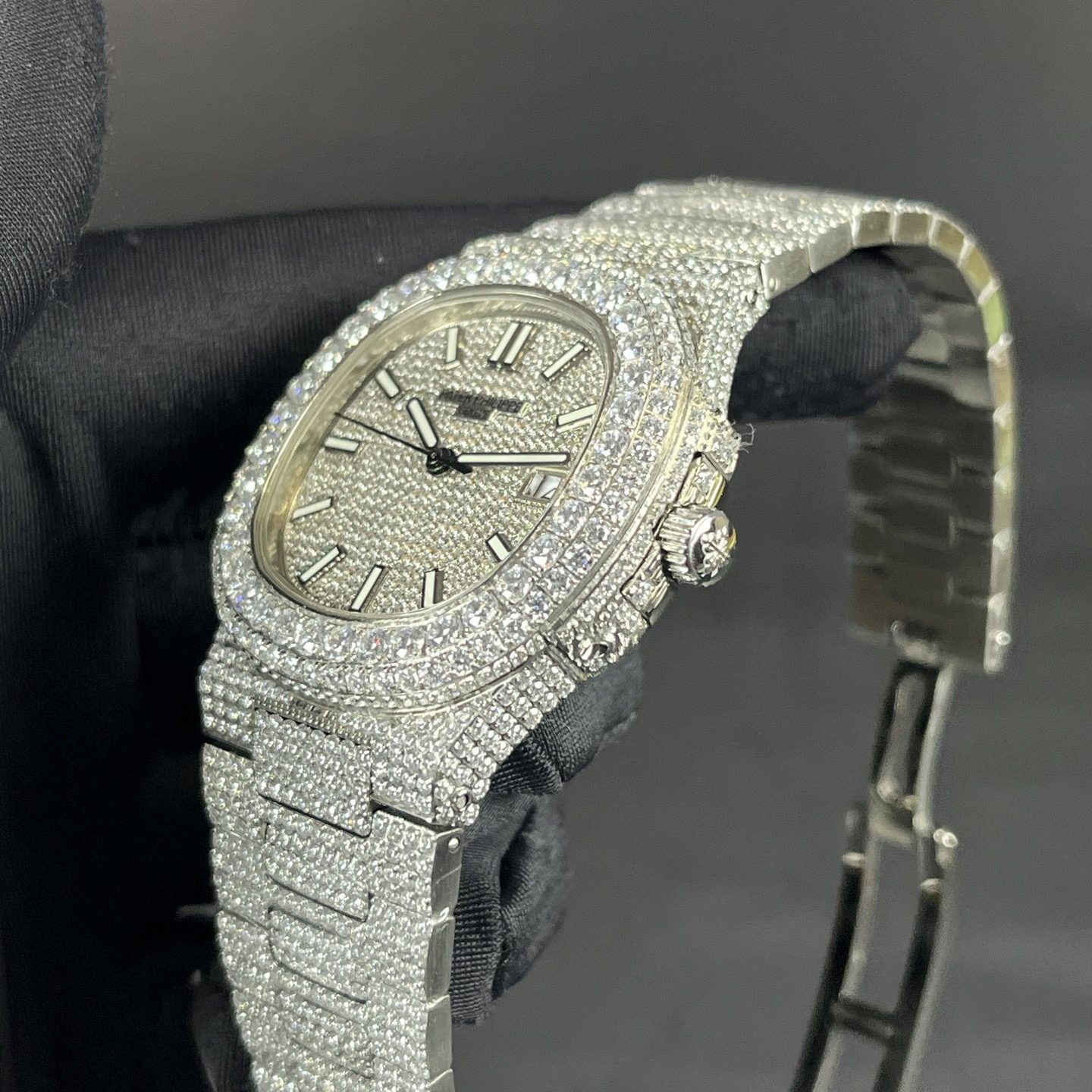 Patek Philippe Automatic Watch, White Dial Diamond Index Stainless Steel Case Metal Bracelet 50m