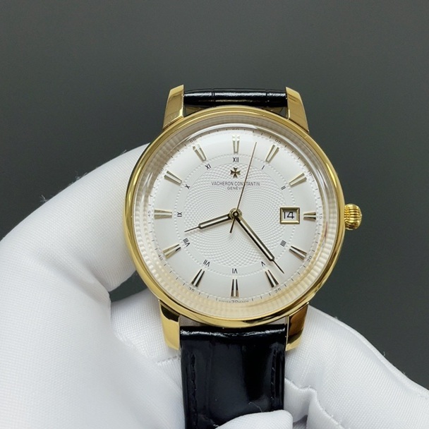 Vacheron Constantin Automatic Watch, White Dial Roman Numeral Date 18K Gold Case Leather Strap 30m