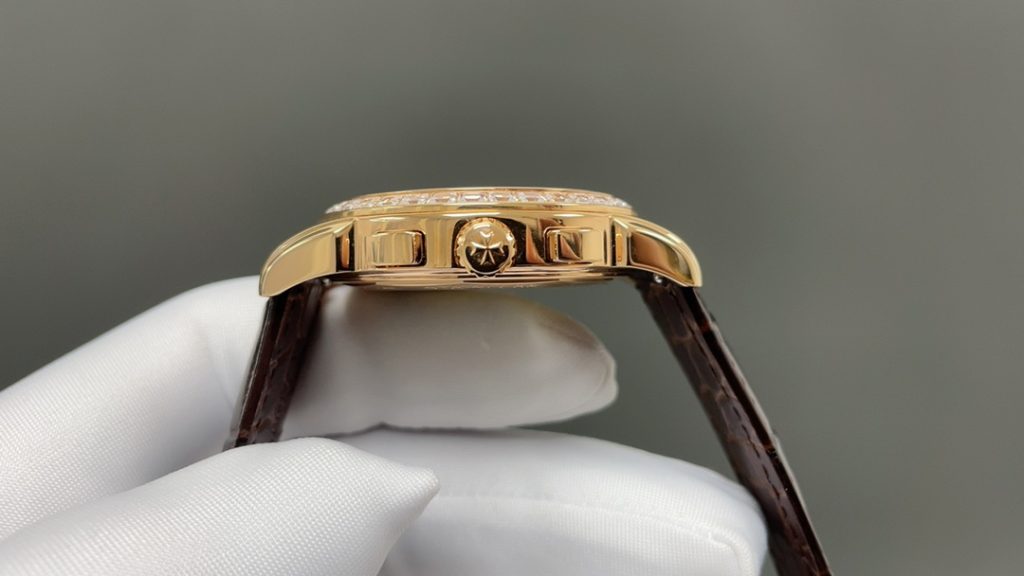 Vacheron Constantin Automatic Watch, White Dial Diamond Index Rose Gold Case Leather Strap 30m WR