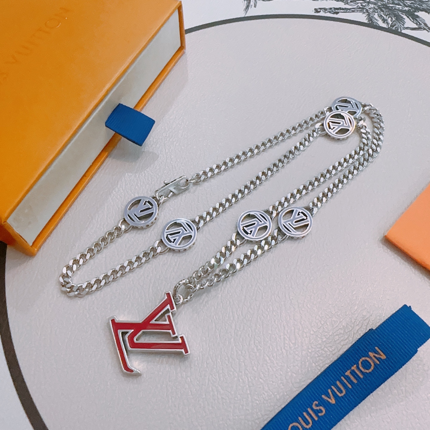 Louis Vuitton Necklace Pendant