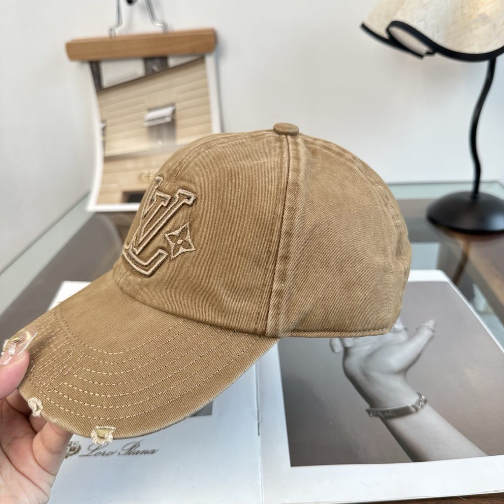 Louis Vuitton Hat