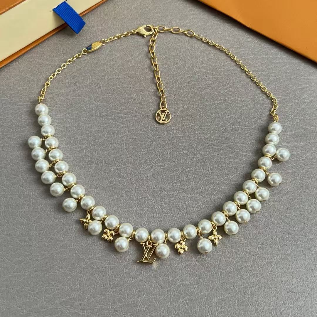 Louis Vuitton Necklace PearlNecklace Pendant