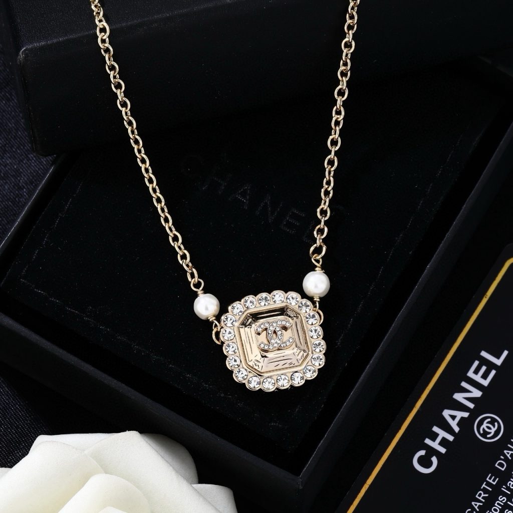 Chanel Necklace Metal, Crystal, Pearl Chanel Logo Pendant Necklace Pendant Necklace Chain with
