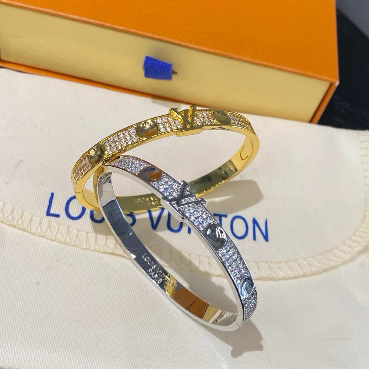 Louis Vuitton Empreinte Bangle Alloy Bracelet