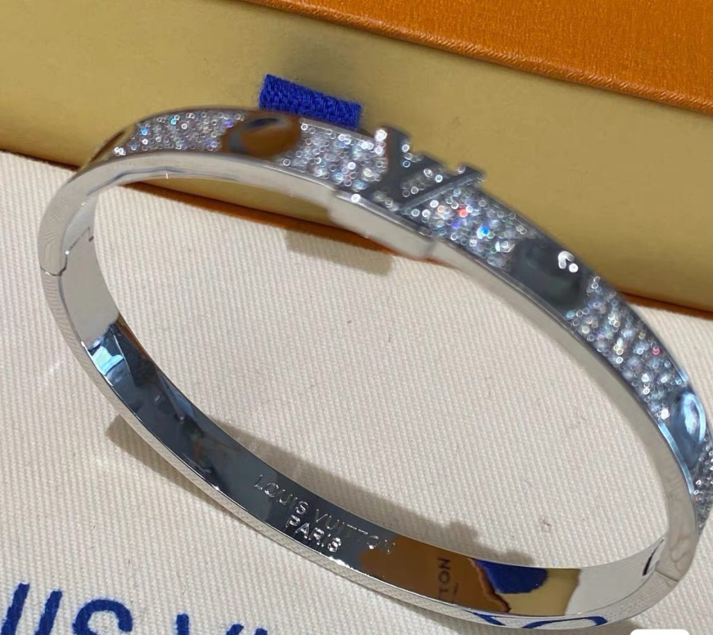 Louis Vuitton Empreinte Bangle Alloy Bracelet