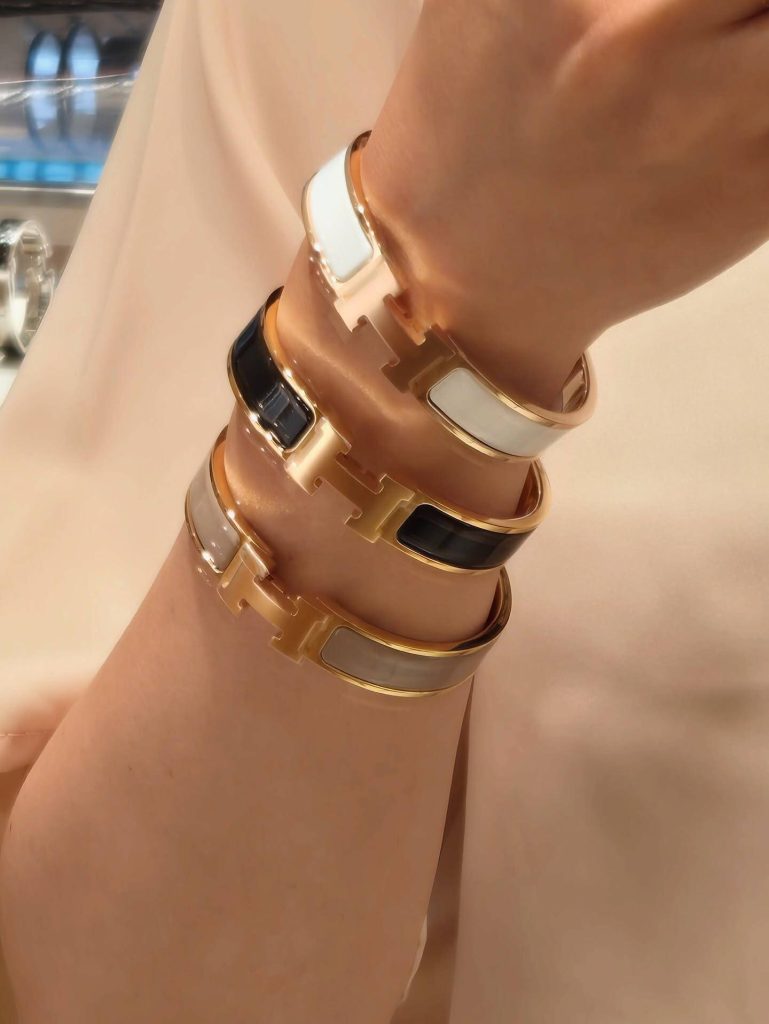 Hermès Clic H Bangle Enamel Bracelet