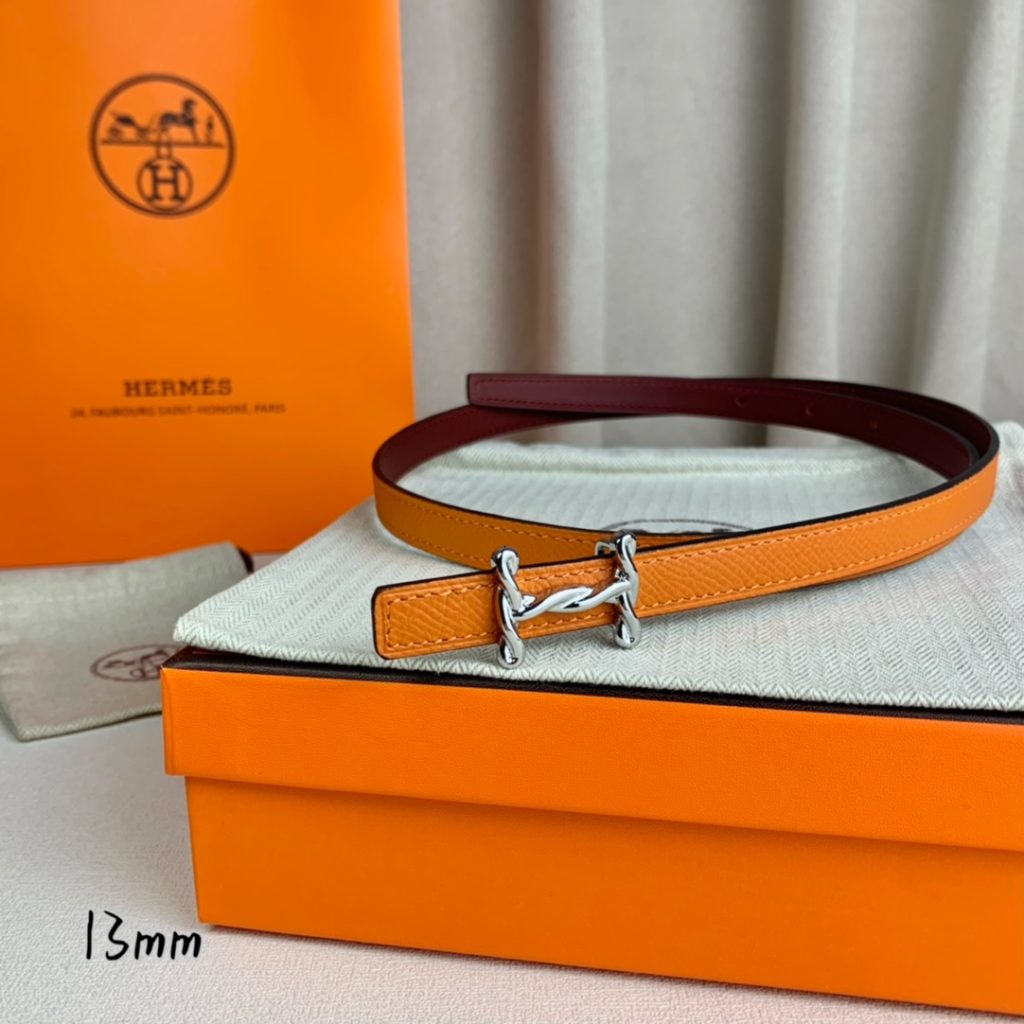 Hermès Belt Epsom leather 13mm reversible belt with gold-tone horsebit buckle Reversible strap