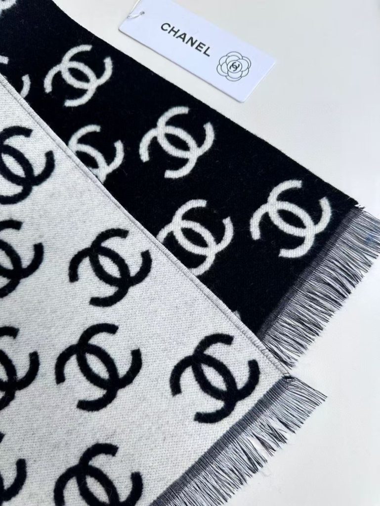 Chanel Classic Logo Reversible Scarf Wool Cashmere Blend Fringed Edge 180CM x 35CM