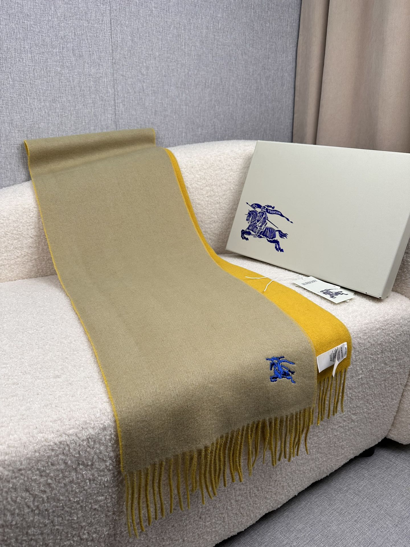 Burberry Equestrian Knight Reversible Cashmere Scarf Embroidered Logo Fringed Edge 30CM x 180CM