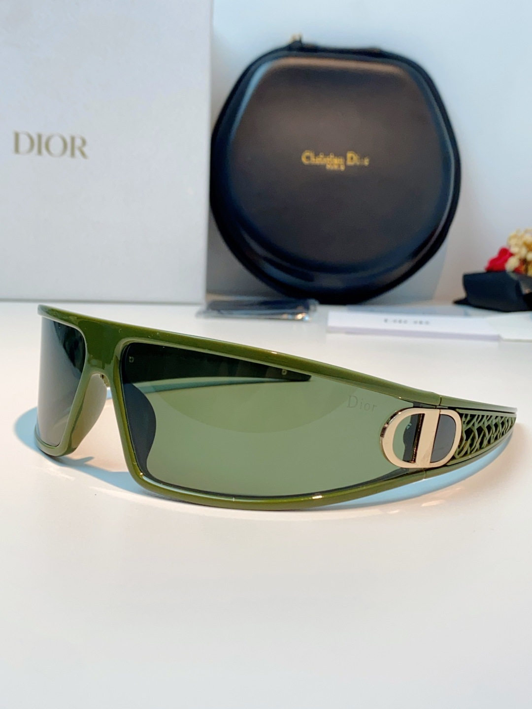 Dior Rose des Vents Shield Sunglasses Acetate Metal Gold-tone Lattice Detail