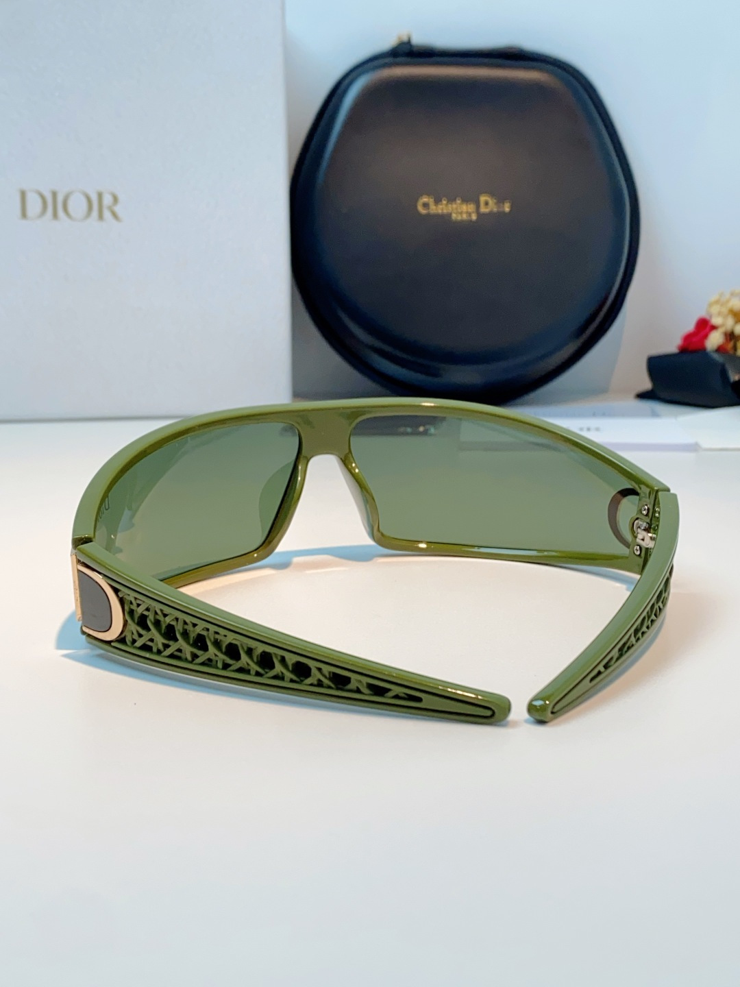 Dior Rose des Vents Shield Sunglasses Acetate Metal Gold-tone Lattice Detail