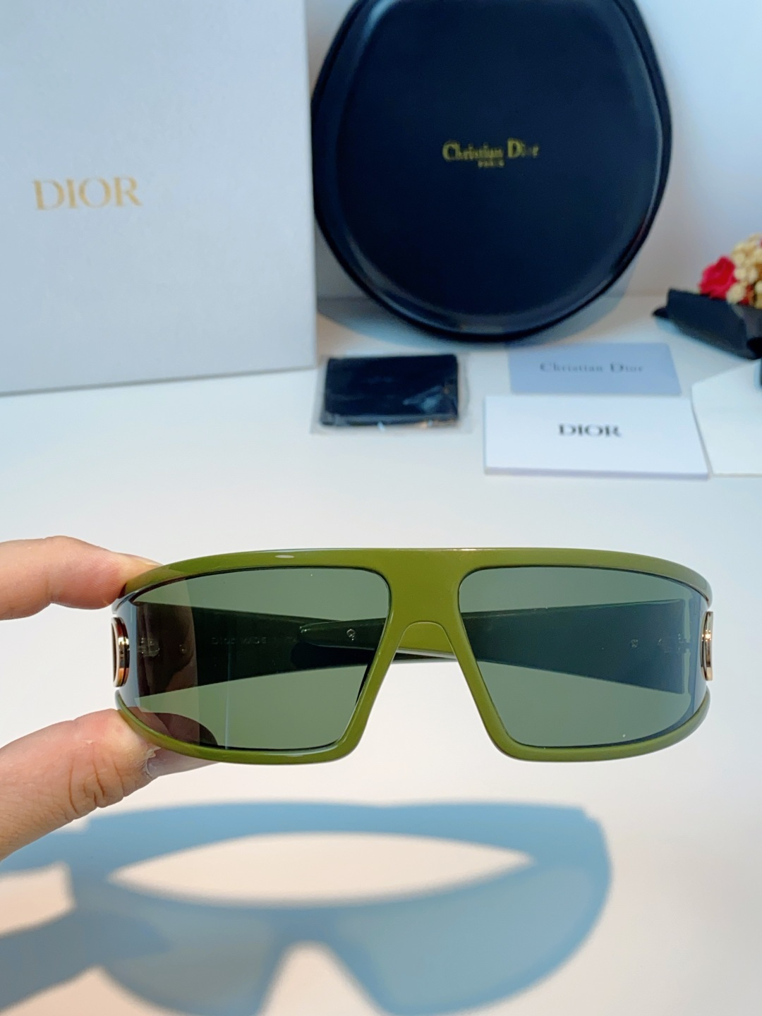 Dior Rose des Vents Shield Sunglasses Acetate Metal Gold-tone Lattice Detail