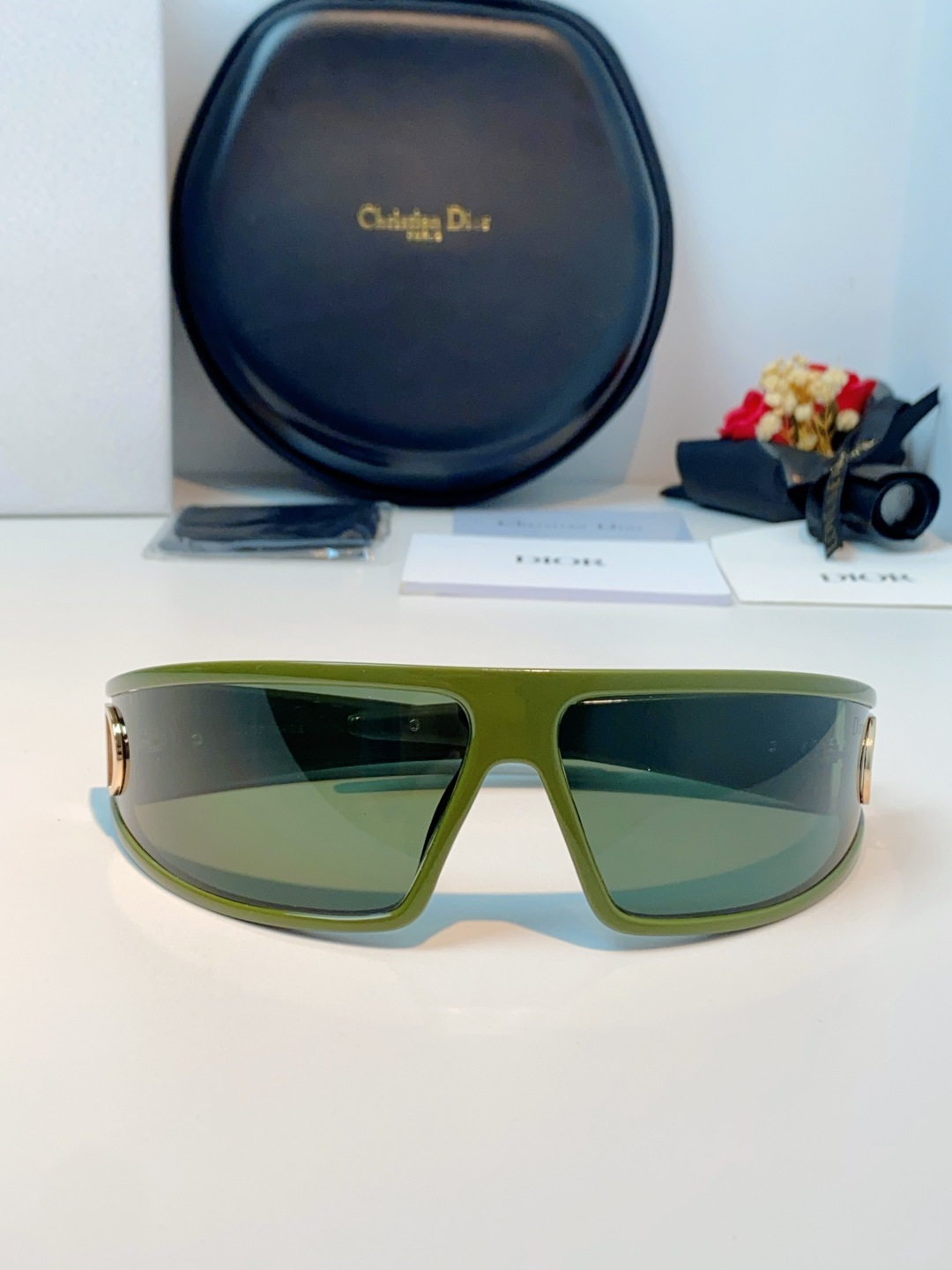 Dior Rose des Vents Shield Sunglasses Acetate Metal Gold-tone Lattice Detail