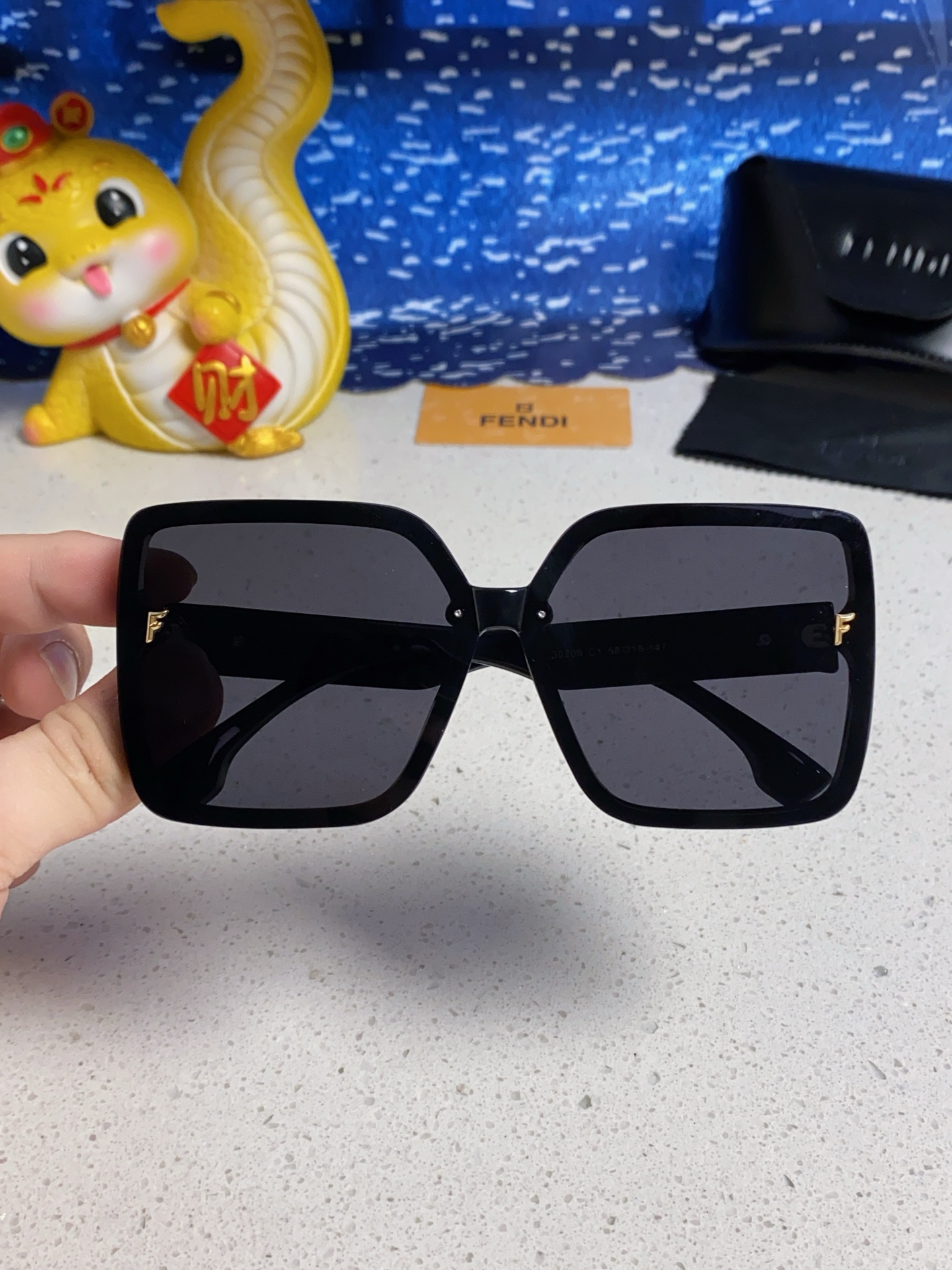 Fendi FF Logo Oversized Square Acetate Sunglasses Gold-tone Temple Logo