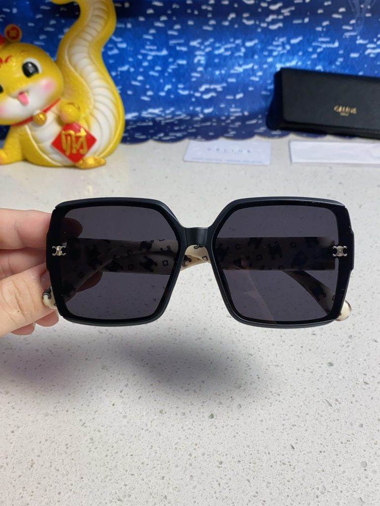 CELINE Triomphe Oversized Square Acetate Sunglasses Rhinestone Temple Logo